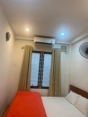 Nam Cường Motel - Phòng đơn có cửa sổ thoáng mát khép kín - Thang máy